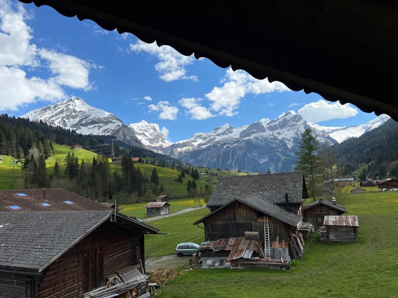 Beautiful Apartment With Stunning View Gsteig Exterior photo